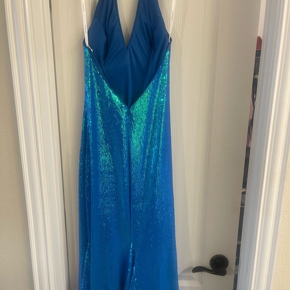 Prom Dress - Picture 4 of 4